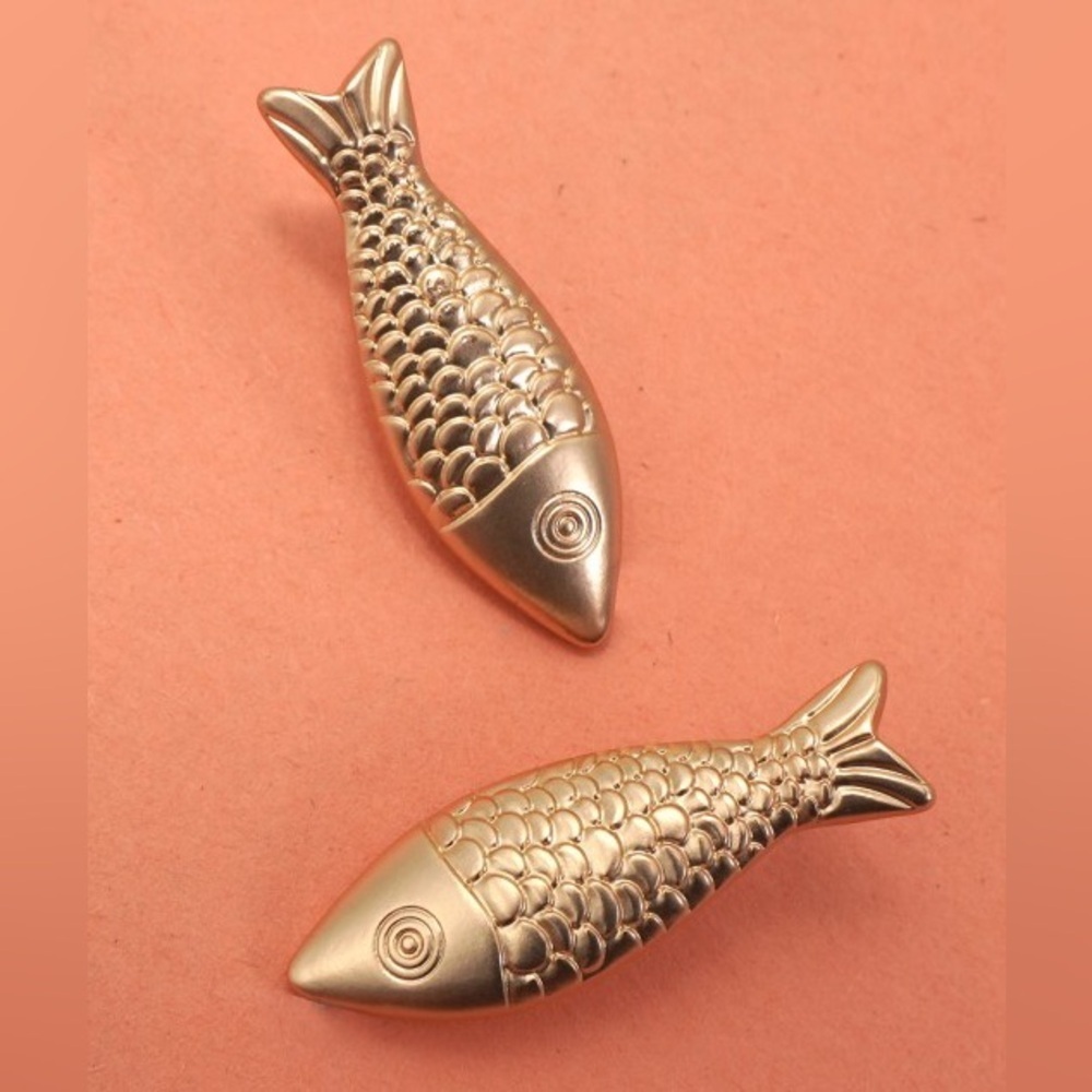 Gold Fish Stud Earrings (5107)